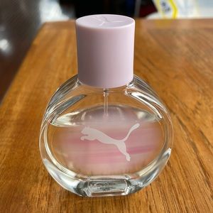 Puma Flowing Woman Purfume